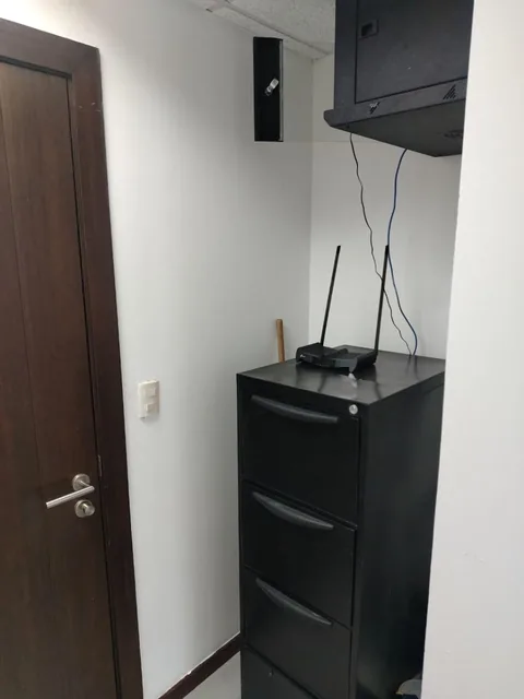 Alquiler - Venta Oficina 44 m², Amoblada - Edificio The Point, Puerto Santa Ana, Guayaquil, Guayas — imagen 3