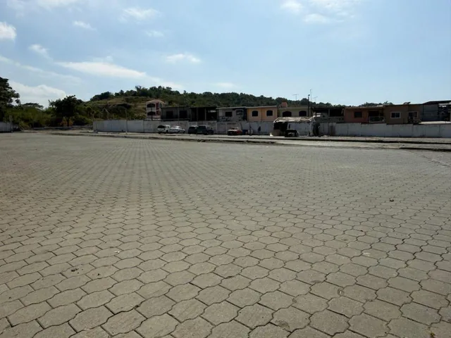 Terreno en Alquiler - Venta 7.000 m² - Av Francisco de Orellana - Al Pie de La Vía - Sector: Mucho Lote, Guayas — imagen 4