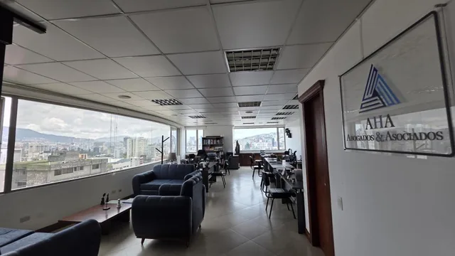 En Venta Hermosa Oficina en El Edificio Atlantic Business | 89 m² | $89.000 — imagen 4