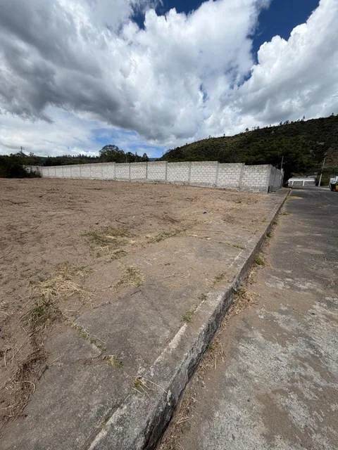 Terreno 850 m Guayllabamba — imagen 3