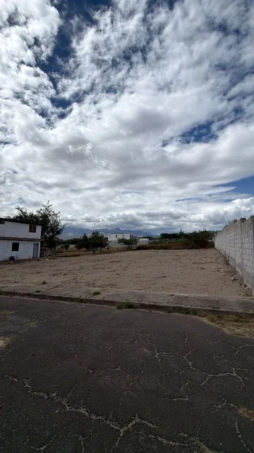 Terreno 850 m Guayllabamba — imagen 2