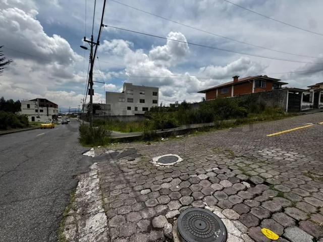 Renta de Terreno Esquinero en Sangolquí, Inchalillo — imagen 4