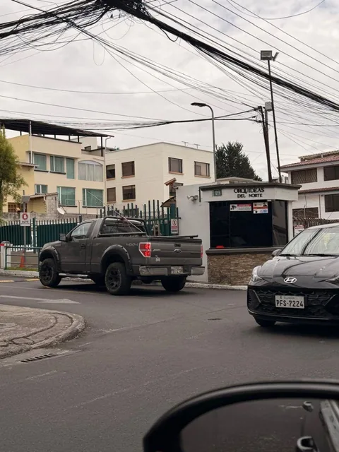 Terreno de 728 m² en Venta en Orquideas del Norte, Sector Amagasí con Guardianía 24/7 — imagen 2