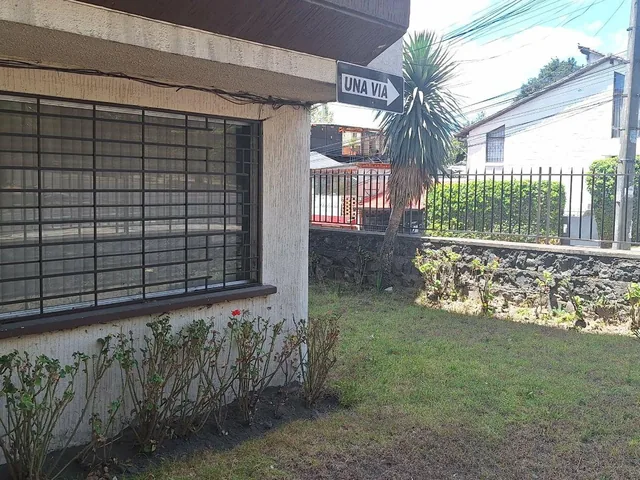 Vendo Amplio Departamento Duplex Sector Quito Tenis — imagen 4