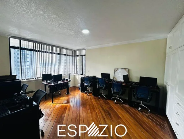 Casa Comercial en Venta Sector Quito Tenis — imagen 4