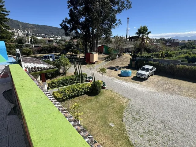 Venta Terreno de 4421 m² Excelente Ubicación en Cumbayá - Quito — imagen 2