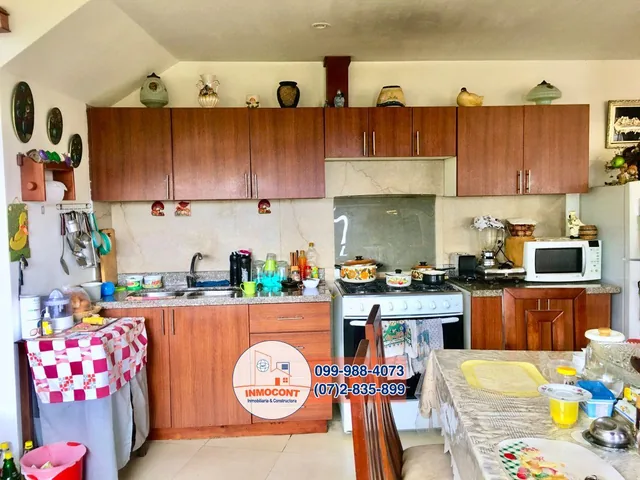 Casa Esquinera de 2 Plantas en Venta sector Control Sur, Unión con Camino Viejo a Baños, Azuay — imagen 4