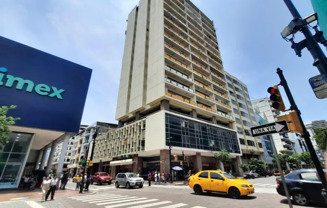 Venta de Oficina en La Av 9 de Octubre, Guayas — imagen 2