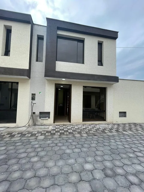 Casa de 3 Dorm. – Valle de Los Chillos - Proyecto Vip — imagen 4