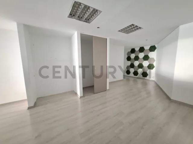 Se Vende Propiedad Comercial en La Coruña — imagen 5