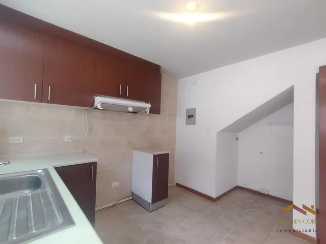 Venta Casa 3 Dorm. con Estudio - Mirasierra - Los Chillos — imagen 4