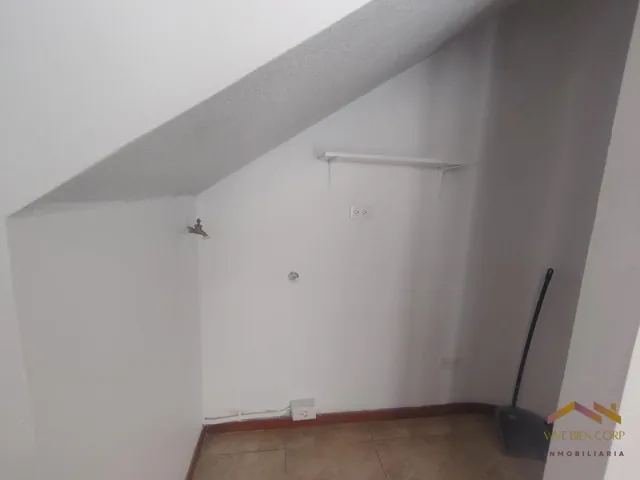Venta Casa 3 Dorm. con Estudio - Mirasierra - Los Chillos — imagen 3