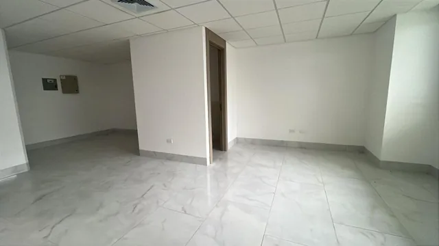 Venta Oficina 53 m² - Edif. Titanium - Av Febres Cordero - Ciudad Millenium, Guayas — imagen 4