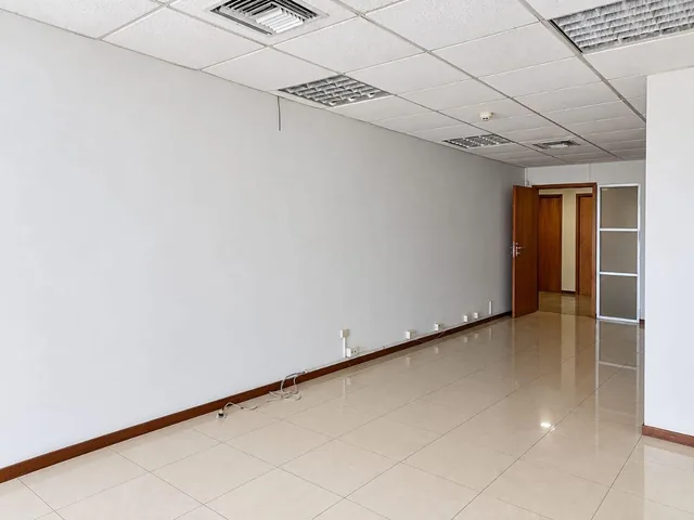 Oficina Comercial de 40 m² en Venta, Edificio Trade Building, Norte de Guayaquil, Guayas — imagen 5