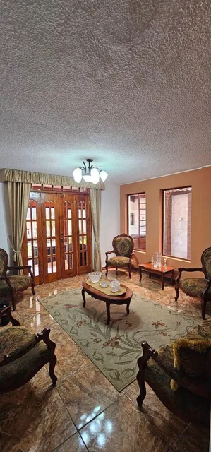 Casa de Venta Urbanización Privada Cashapamba Los Chillos — imagen 5