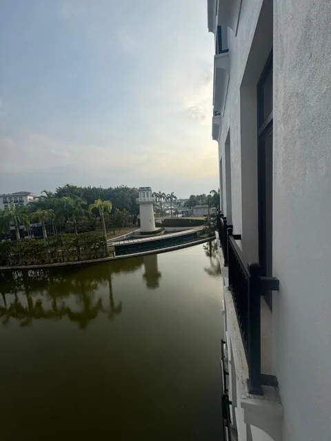 Harbor Oficina 103 m Al Canal, Privilegiada Ubicacion, Guayas — imagen 2