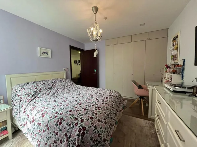 Departamento en Venta en Ponceano – 3 Dorm. con Baño, 4 Parqueaderos, 2 Bodegas y 3 Patios — imagen 3