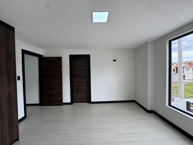 Casa en Venta, Sector Racar Plaza, Azuay — imagen 5