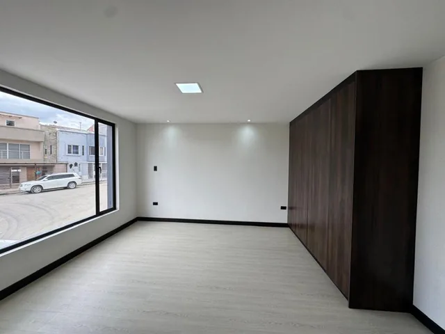 Casa en Venta, Sector Racar Plaza, Azuay — imagen 4