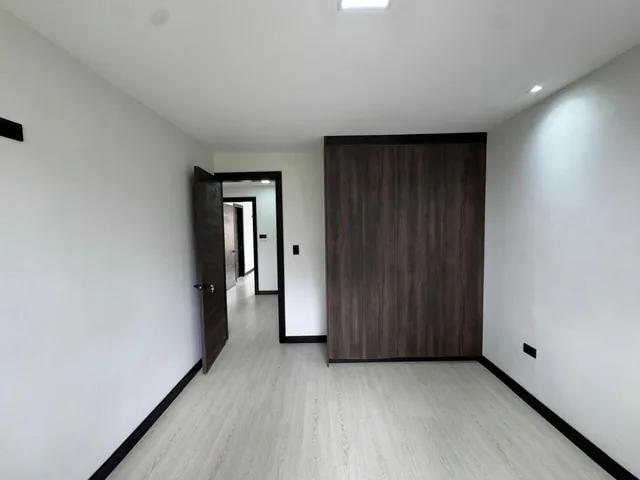 Casa en Venta, Sector Racar Plaza, Azuay — imagen 3