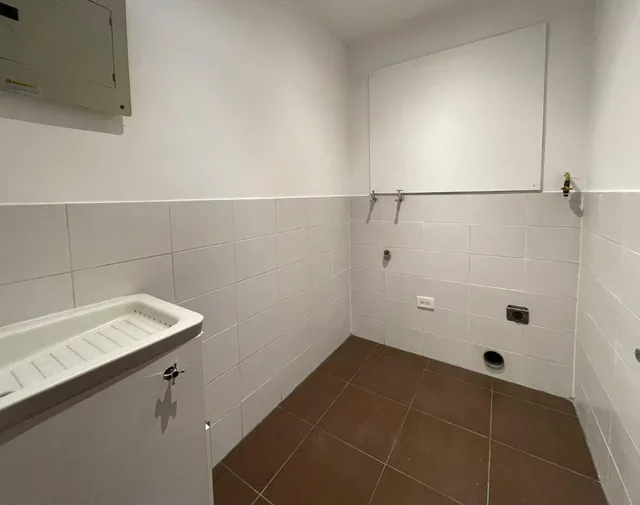 Vendo Amplio Dpto de 3 Dorm. $125.000 en La Zona de La Puce, Superintendencia de Bancos — imagen 5