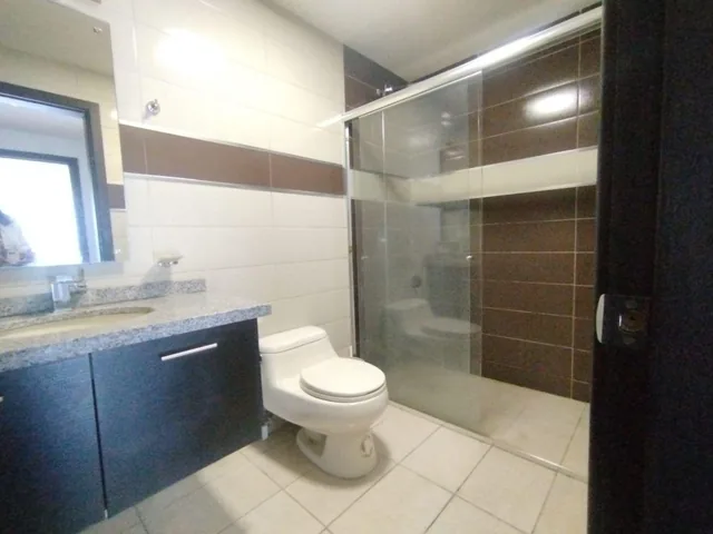 Departamento en Venta Av Shyris Frente Al Parque La Carolina — imagen 5
