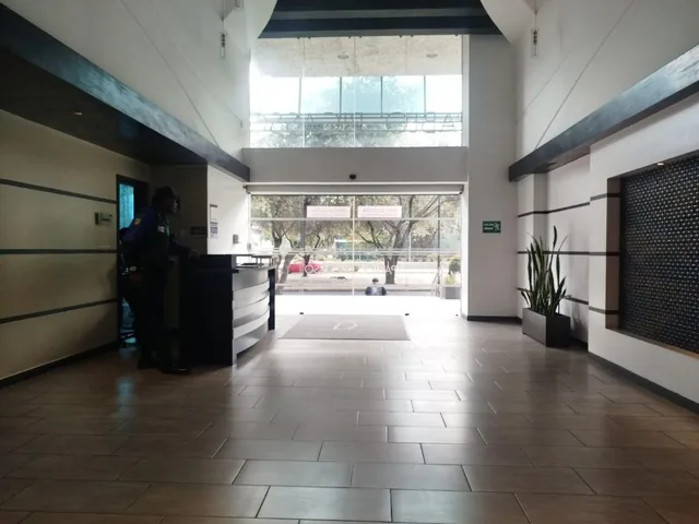 Departamento en Venta Av Shyris Frente Al Parque La Carolina — imagen 2