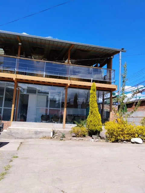 Se Vente Terreno con Construcción en Calderón — imagen 3