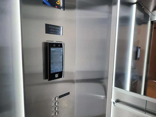 Oficina en Venta en Murano Plaza, Guayas — imagen 4