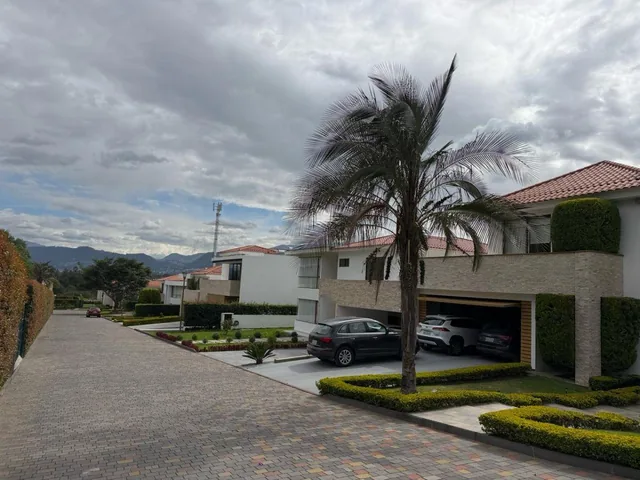 "último Lote Disponible en San Antonio de Arrayanes – Puembo 620 M²" — imagen 4