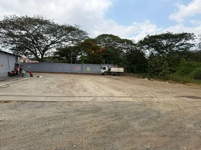 Venta Terreno 9.3 Hectáreas – con Gasolinera 100% Operativa - Vía a La Costa Km 24, Antes del Peaje, Guayas — imagen 2