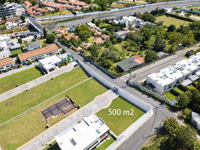 Cumbaya - Sector Plaza Koen en Venta Terreno 500 m² Urbanizacion Privada — imagen 3