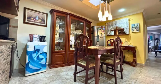 Casa Esquinera Independiente de Una Sola Planta Sector Pomasqui — imagen 2