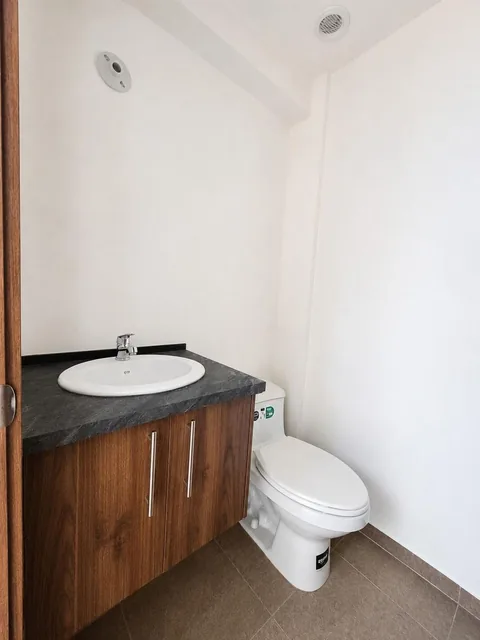 Ira Venta Casa Sector Conocoto 3 Habitaciones y un Ático — imagen 3