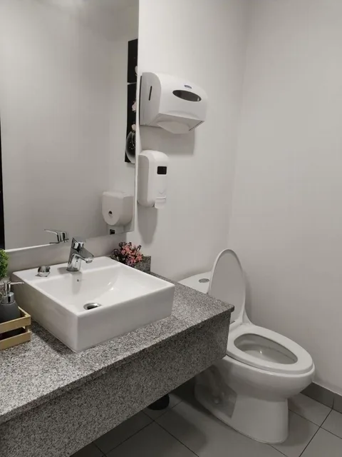 Oficina de Venta Shyris y Portugal — imagen 2