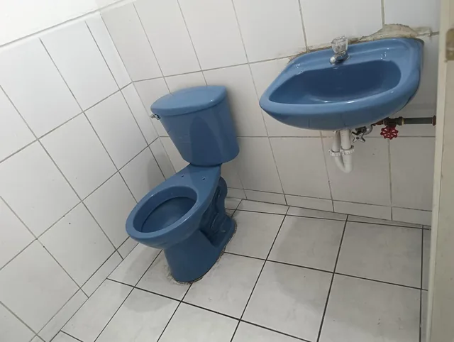 Alquiler/ Venta de Local Comercial Industrial Al Norte de Quito Sector Carcelén — imagen 3