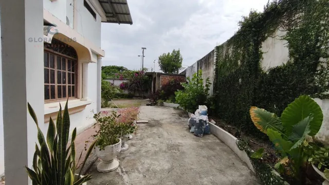 Venta Casa con Terreno de 3000 m² en Los Helechos Duran, J. C. Guayas — imagen 3