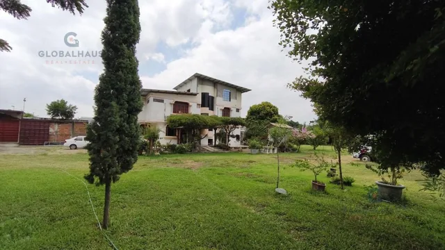 Venta Casa con Terreno de 3000 m² en Los Helechos Duran, J. C. Guayas — imagen 2