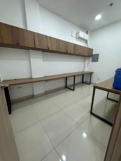 Local en Venta Ubicado en Plaza Vizcaya 1 en Samborondon, Guayas — imagen 5