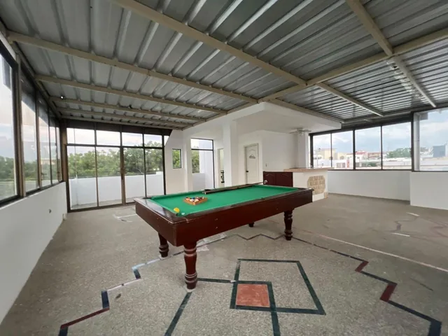 Casa en Venta Dentro de La Urbanización Manta Beach, Manabí — imagen 2