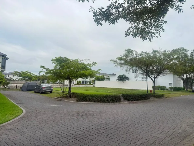 Aires de Batan Espectacular Ubicacion Terreno en Venta con Vista Al Canal 540 m², Guayas — imagen 5