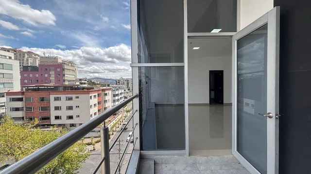 Oficina en Venta o Renta de 50 m² en El Quit Tenis Bajo — imagen 3