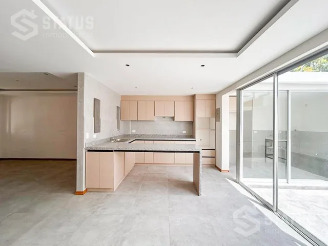 Vendo Casa en Conjunto con Piscina en Conocoto — imagen 4