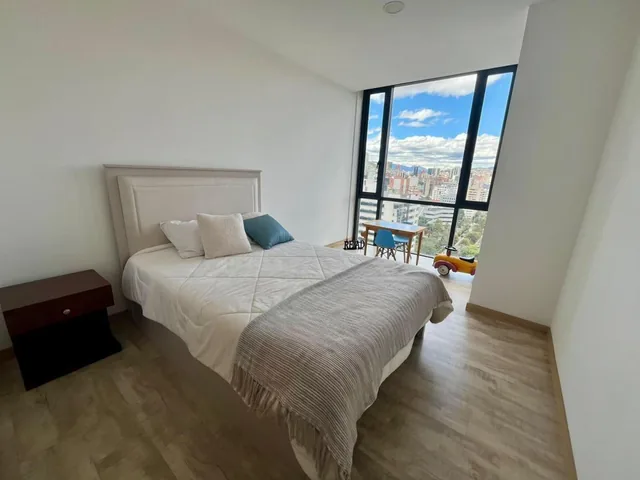 Departamento de 3 Dorm. en Venta | Piso 15 con Vista a Plaza Argentina – La Carolina — imagen 3