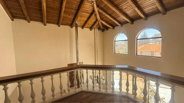 Venta Casa Urbanizacion Campo Alegre — imagen 4