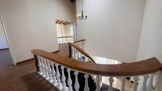 Venta Casa Urbanizacion Campo Alegre — imagen 2