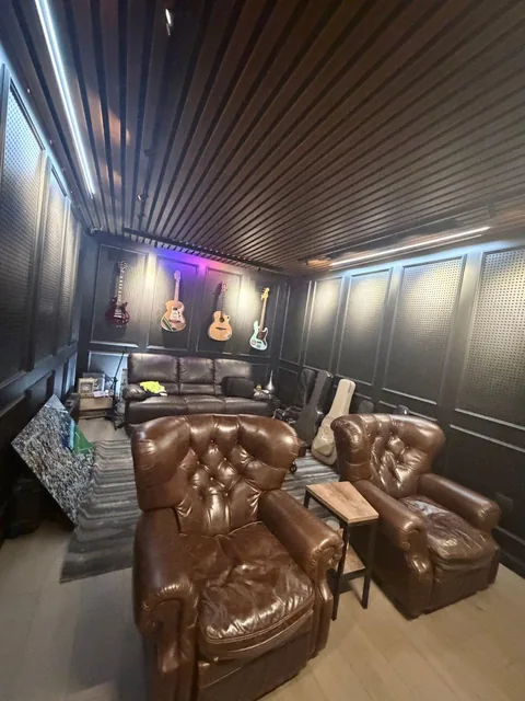 Urb Laguna Club Casa en Venta 4 Dorm. de Lujo, Guayas — imagen 2