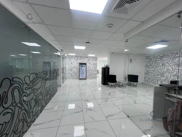 Venta de Consultorio en Torre Médica Solaris - 2 Parqueos Incluidos. G. m, Guayas — imagen 5