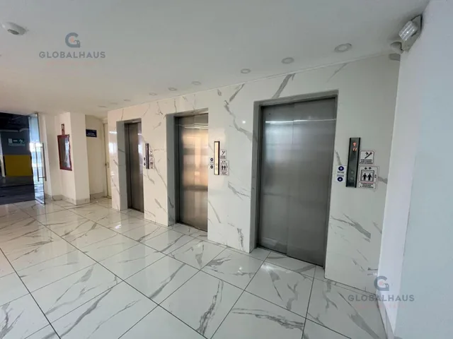 Venta de Consultorio en Torre Médica Solaris - 2 Parqueos Incluidos. G. m, Guayas — imagen 2
