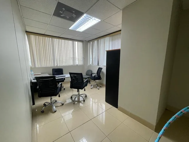 Venta Oficina Ejecutiva 259 m² Edificio Las Cámaras - Av Francisco de Orellana - Norte de Guayaquil, Guayas — imagen 2